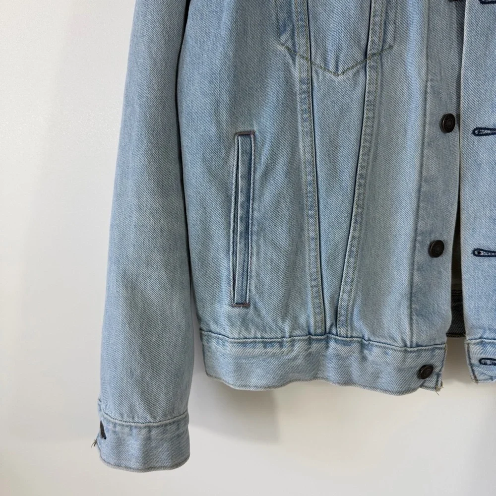 Men’s Levi’s Trucker Jean Jacket Light Wash Size M